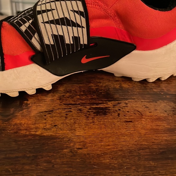 Nike Golf Shoes. Sz 11. Molded bottoms - Picture 5 of 6